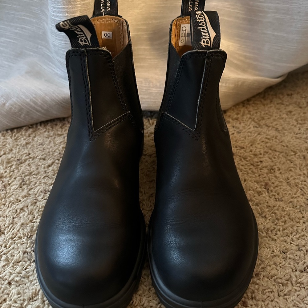 Blundstone Chelsea Black Leather Boots